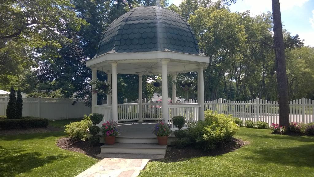 Greene Gables Inn White Hall 외부 사진